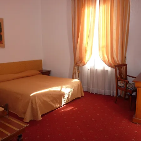 Ariston Montecarlo Hotell