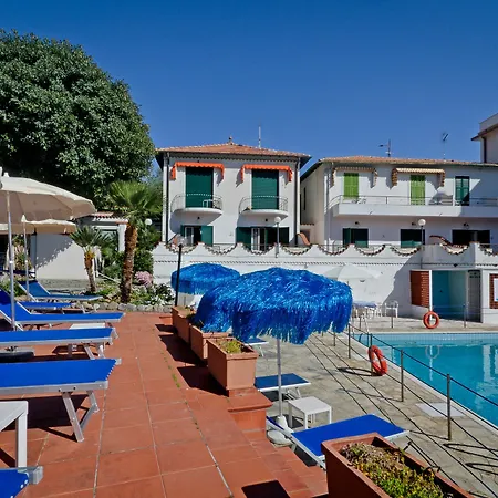 Hotel Ariston Montecarlo 3*