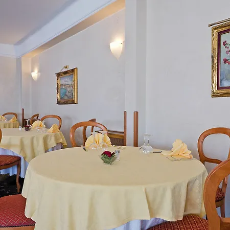 Ariston Montecarlo