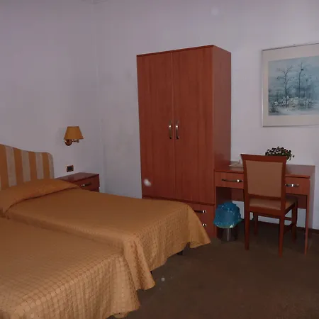 Ariston Montecarlo Hotell