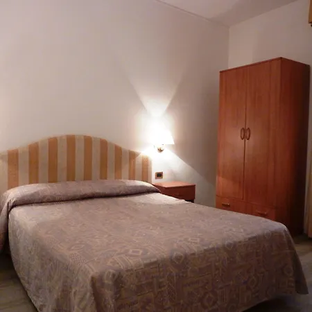 Ariston Montecarlo Hotell