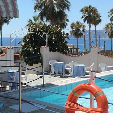 Ariston Montecarlo Hotell