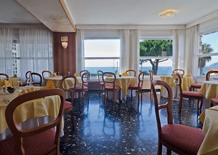 Ariston Montecarlo Hotel